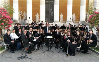 意大利维博瓦伦蒂亚音乐学院