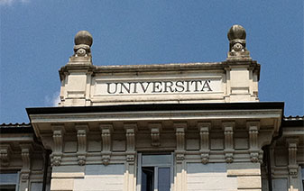 意大利莫利塞大学